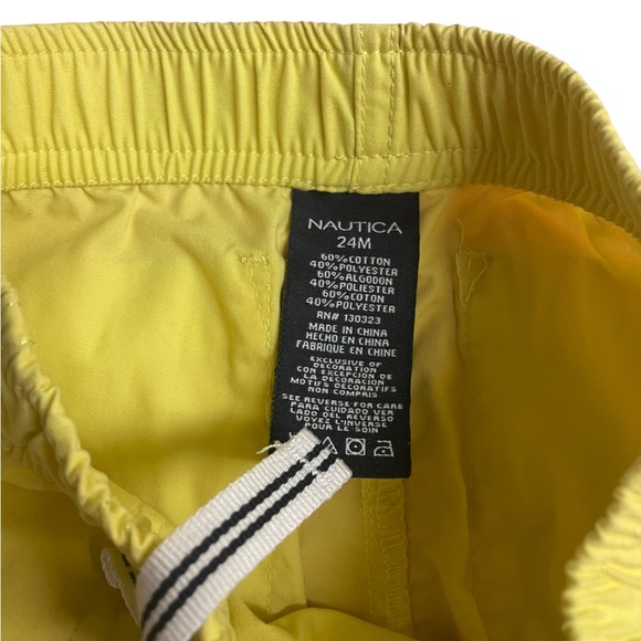 ✨YELLOW BOYS SWIM TRUNKS✨ - Picture 5 of 6